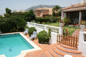 Отель Villa Bonita Fuengirola  Фуэнхирола